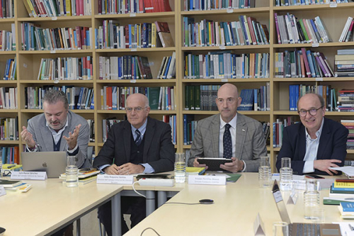Reunión del Consejo Editorial de la revista CENTRA de Ciencias Sociales