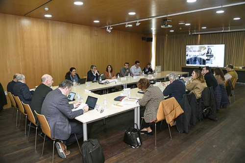 nueva reunión del Consejo Editorial de la línea de publicaciones científicas CENTRA Ciencias Sociales